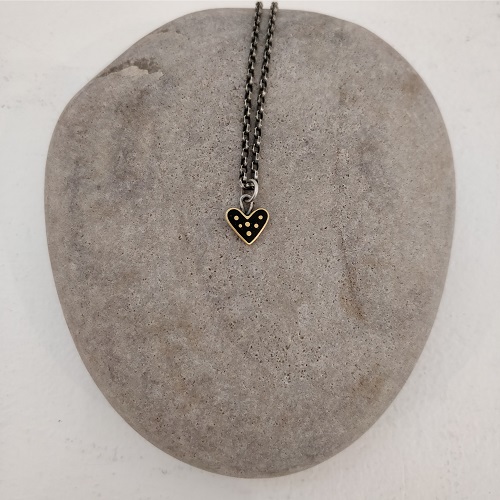 Black dot heart necklace 